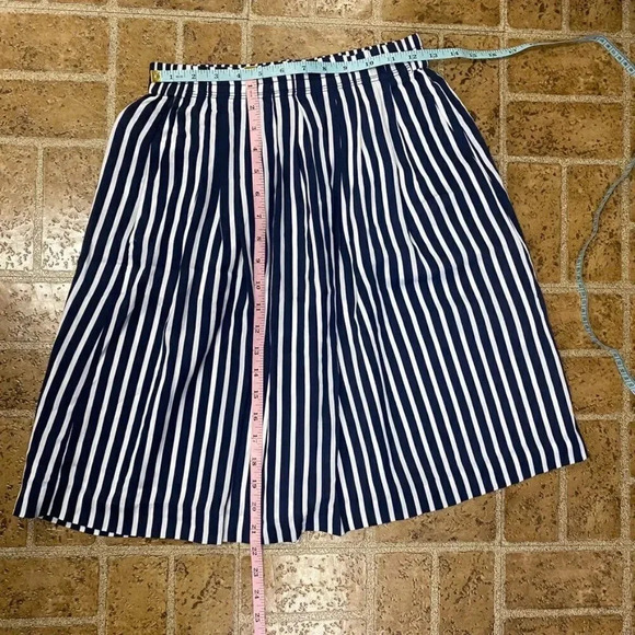 NWT J.Crew Mercantile Navy and White Striped Skirt - Picture 10 of 10